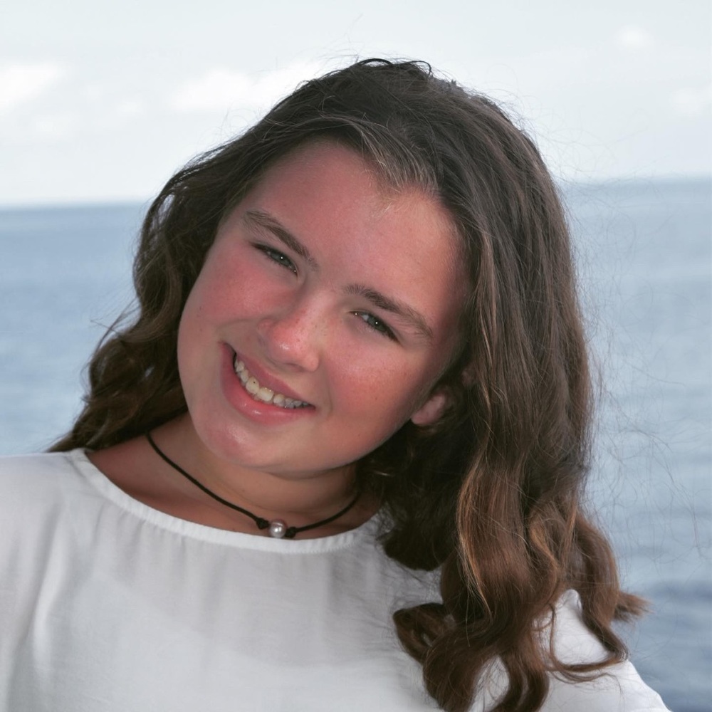 Meet your Posher, Isabella